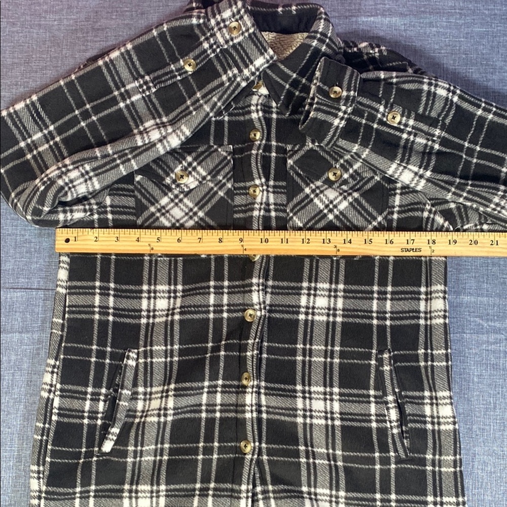 SAGE Collective Sherpa Lined Flannel Jacket Women’s M Black White Plaid Coat - Picture 7 of 10
